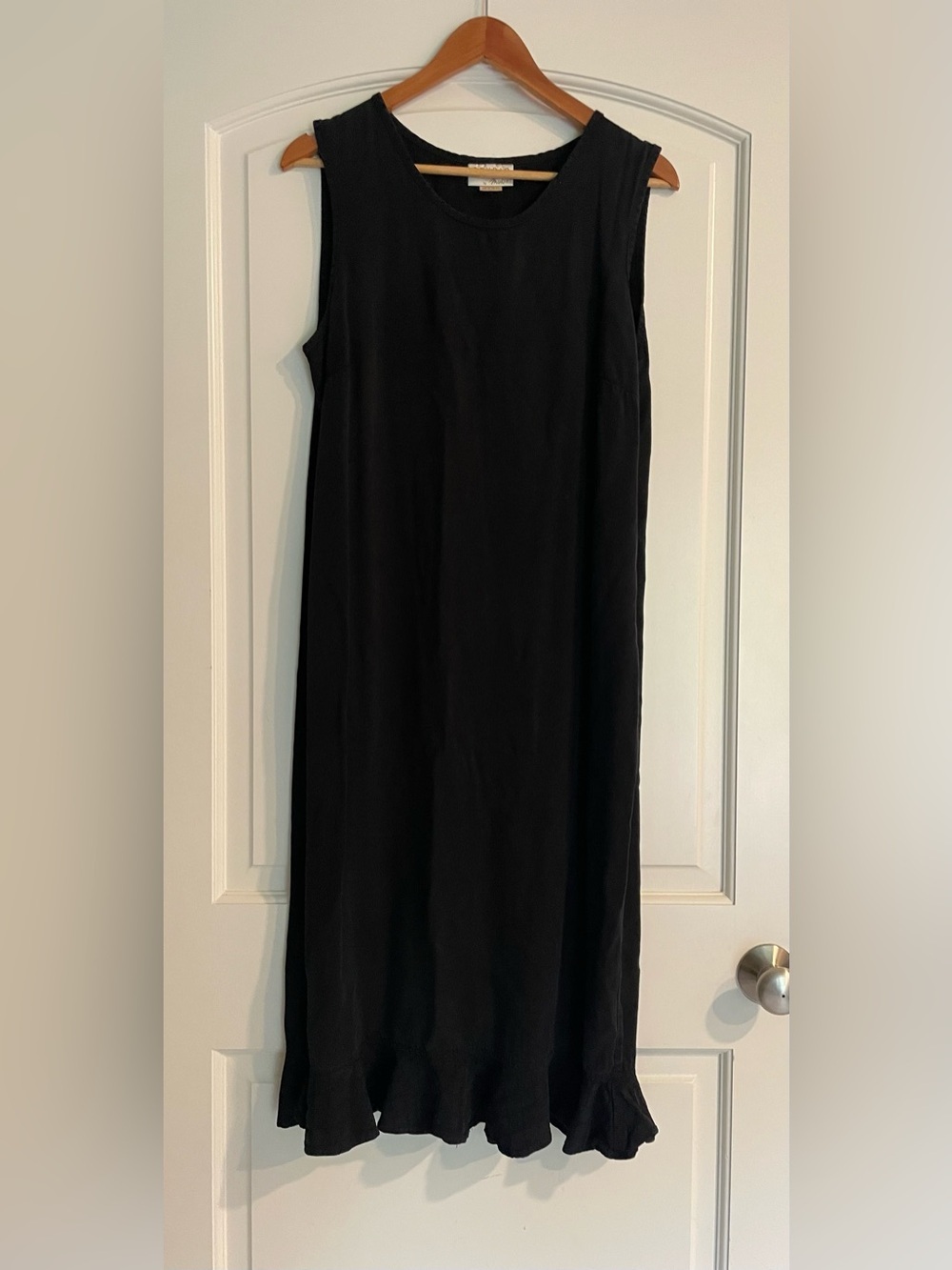 Studio by Mishi Black Solid Midi Dress Sleeveless Ruffle L